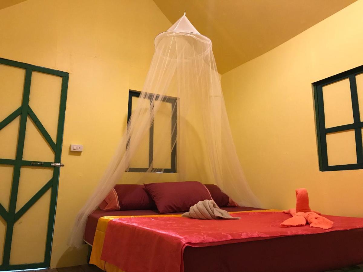 Rasta Baby Bar & Bungalows - Suitable For Young Travelers Koh Phayam Εξωτερικό φωτογραφία